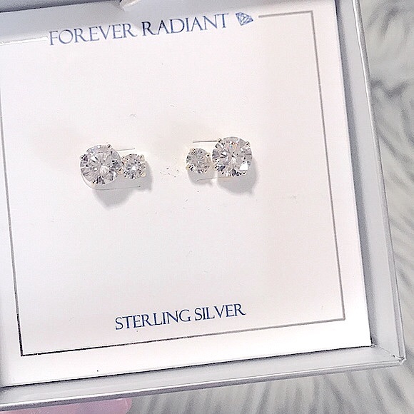 💎Brilliant Sparkle CZ 925sSterling Silver Earring - Picture 4 of 16